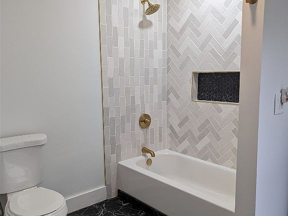 5th image of 11 Avenue B
