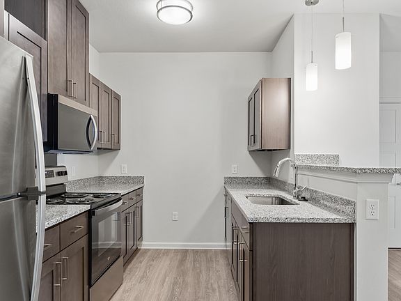 5th image of 11901 Dionda Ln #43254