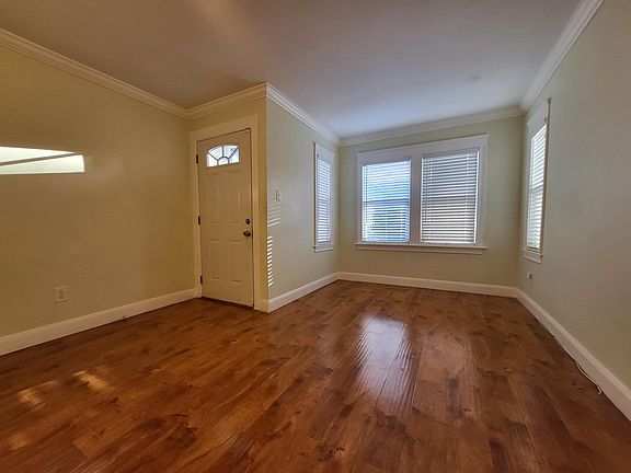 3rd image of 1333 York St #1