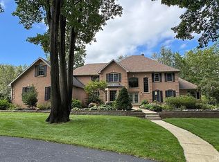 55015 Colonial Ridge Dr, Bristol, IN 46507