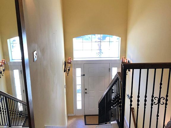 5th image of 1207 Makarios Dr #7