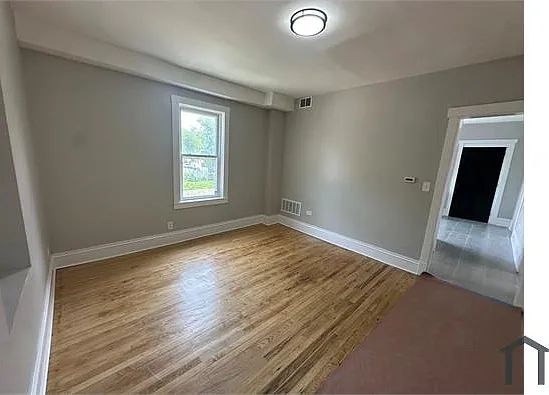 5200 S Carpenter St #2R — Photo 5