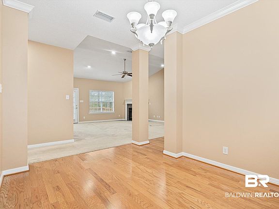 4th image of 7333 Glenmoor Ct