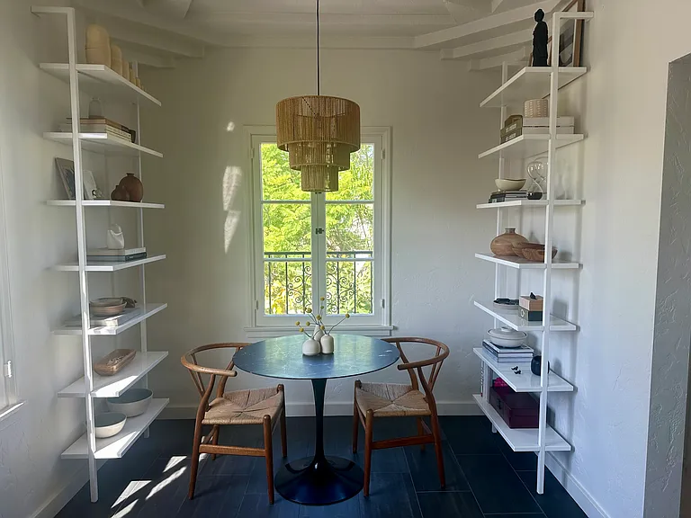 1124 S Point View St — Photo 9