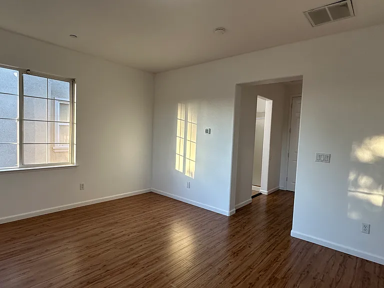 8252 Crystal Walk Cir — Photo 11