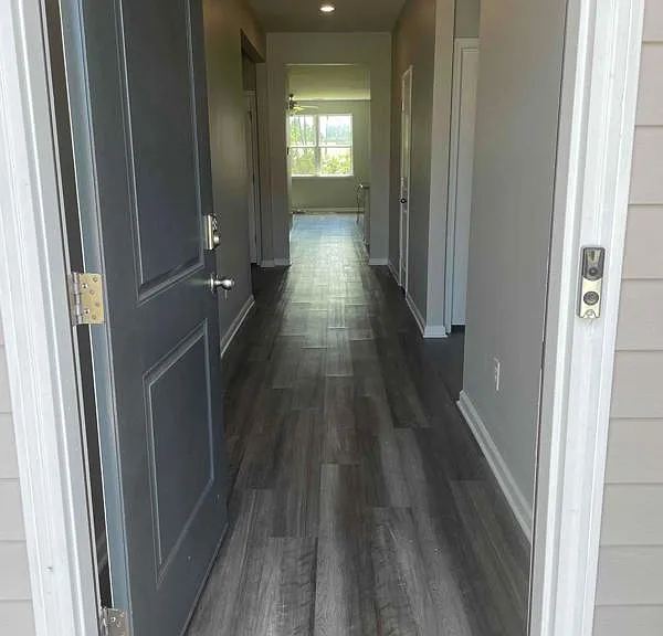 956 Laurens Mill Dr — Photo 4
