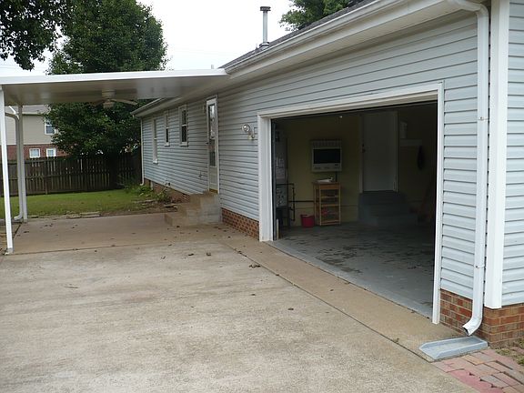 2 car garage (heated)