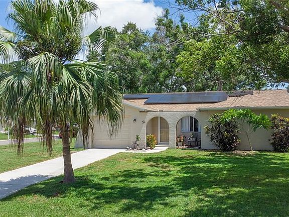 5th image of 160 MEADOWLARK DRIVE