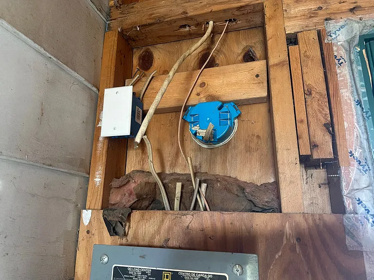 805 S Hickory St — Photo 13