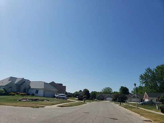 4th image of 5717 Nancy Dr SW