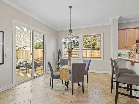 3rd image of 3547 Hazeltine Ln