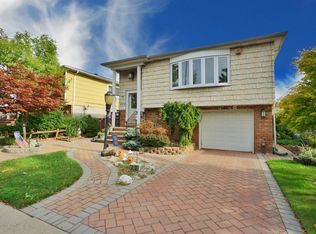 420 Ramona Ave, Staten Island, NY