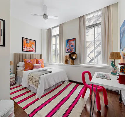 Sold by Compass | media 9