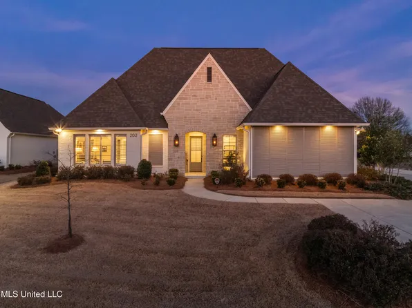 202 Parke Dr, Ridgeland, MS 39157