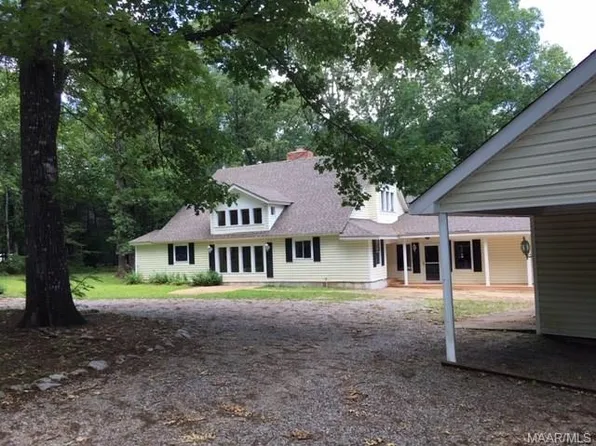 2721 Trotters Trl, Wetumpka, AL 36093