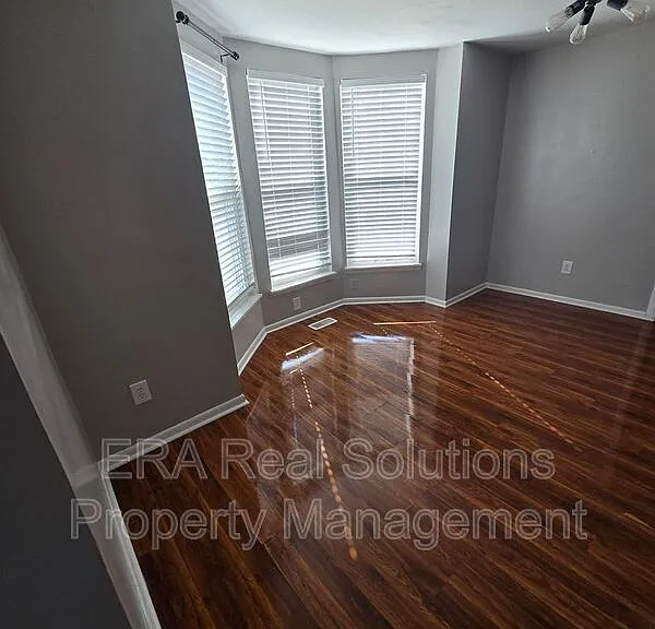 285 S Gift St — Photo 10