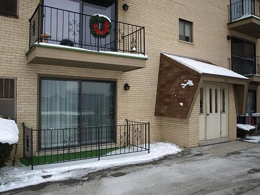 1st image of 6051 S Archer Ave Unit 1A