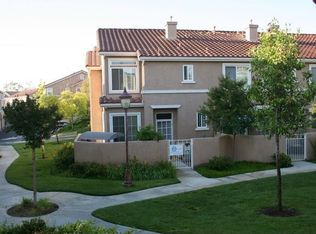 25712 Holiday Cir APT A, Stevenson Ranch, CA 91381