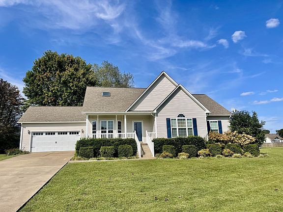 2nd image of 40 Harding Rd