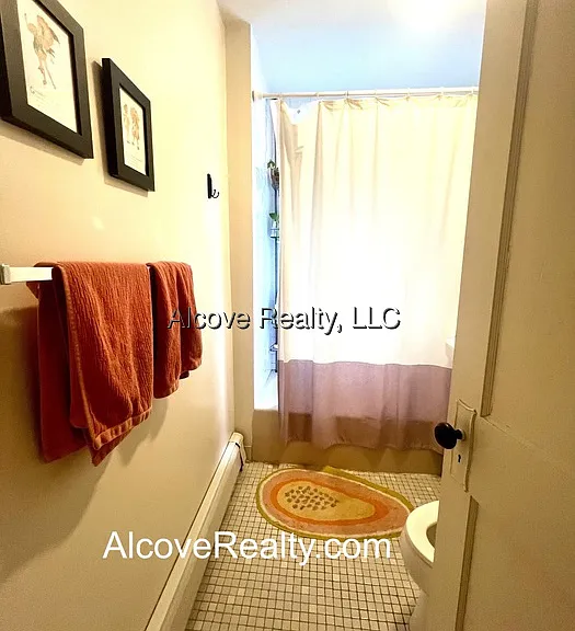 Sartwell Ave — Photo 11