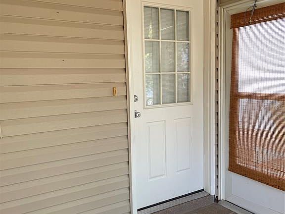 3rd image of 2087 Broyhill Ave