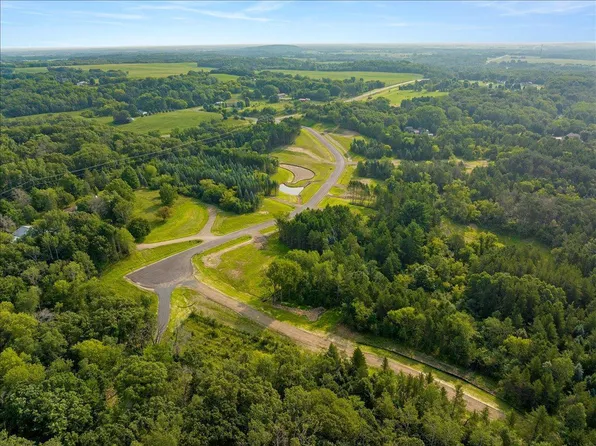 1185 60th St, Hudson, WI 54016