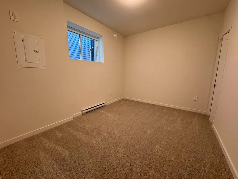 11052 Lockwood St — Photo 6