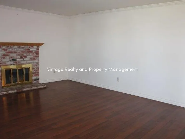 3142 Castellon Way — Photo 2