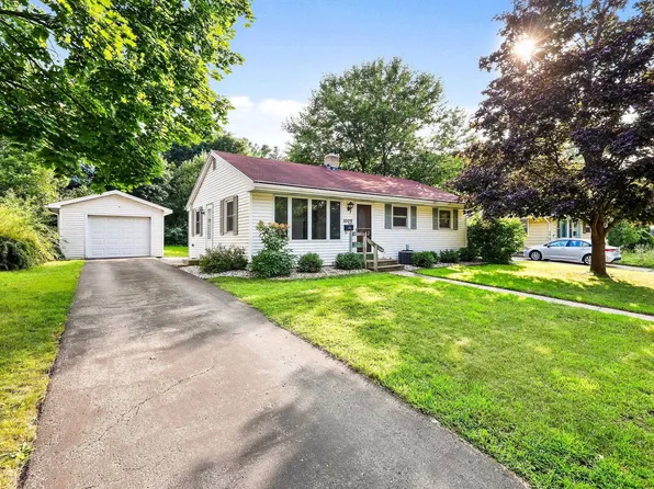 1009 Northland Dr, Madison, WI 53704