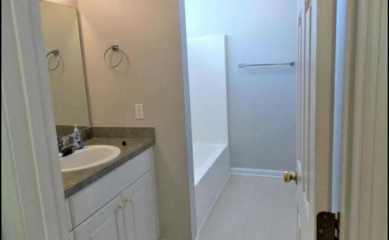 105 Merowey Ct — Photo 9