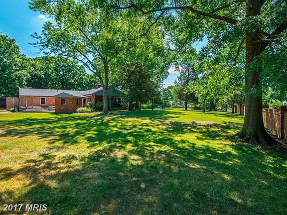3rd image of 5530 Bradley Blvd
