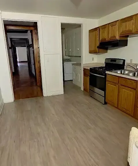 824 Columbus St #4 — Photo 25