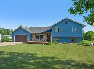 1320 210th Ave, New Richmond, WI 54017