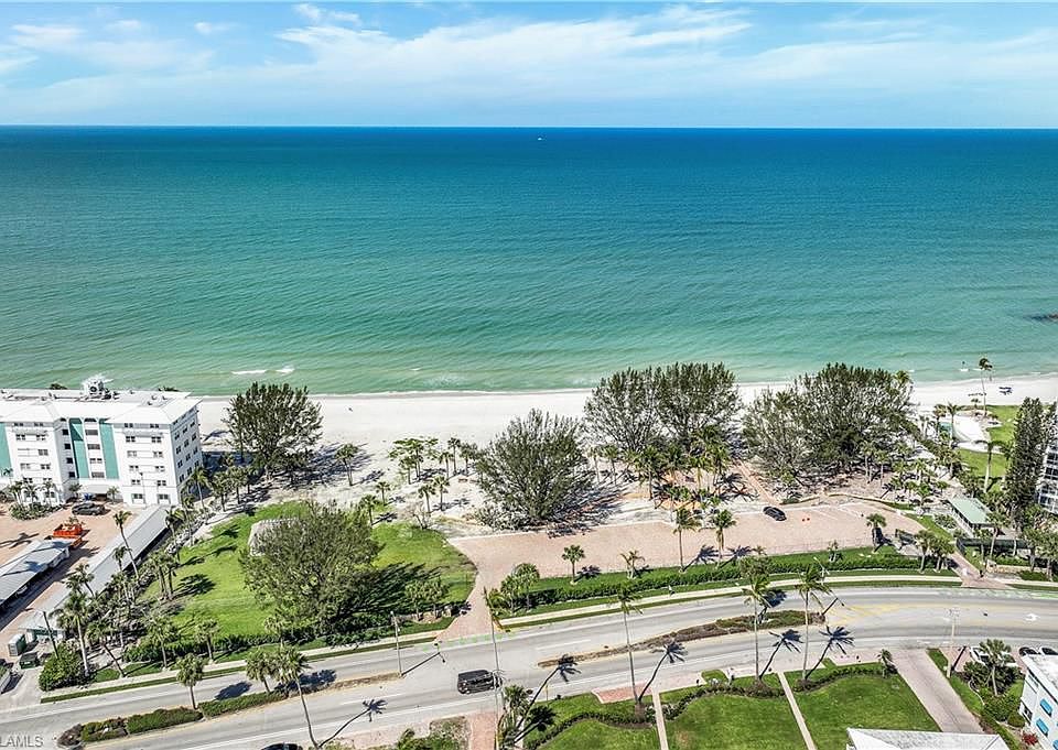 635 Anchor Rode Dr, Naples, FL 34103 Zillow