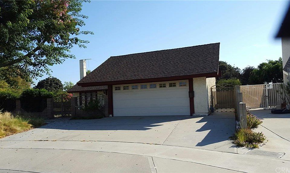 2nd image of 19126 Appletree Ct