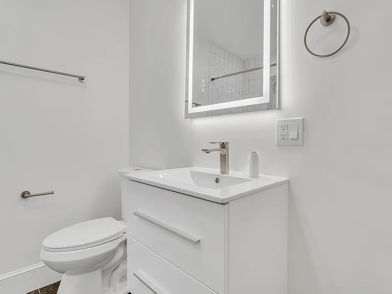 321 Summit Ave #101 — Photo 5