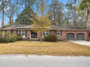 210 Pointer Dr, Summerville, SC 29485