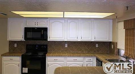 3rd image of 4724 Roberts Dr