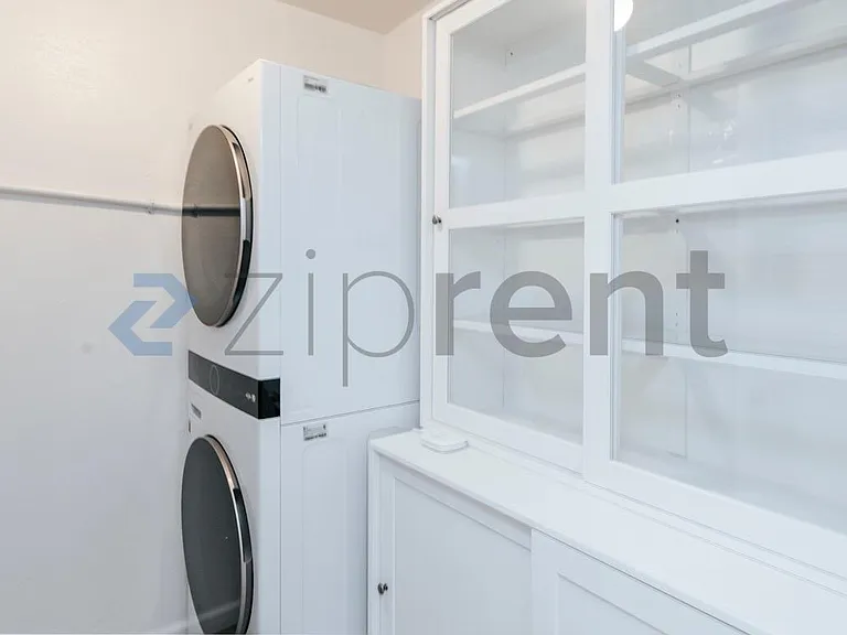 4762 Rio Rita Way — Photo 6
