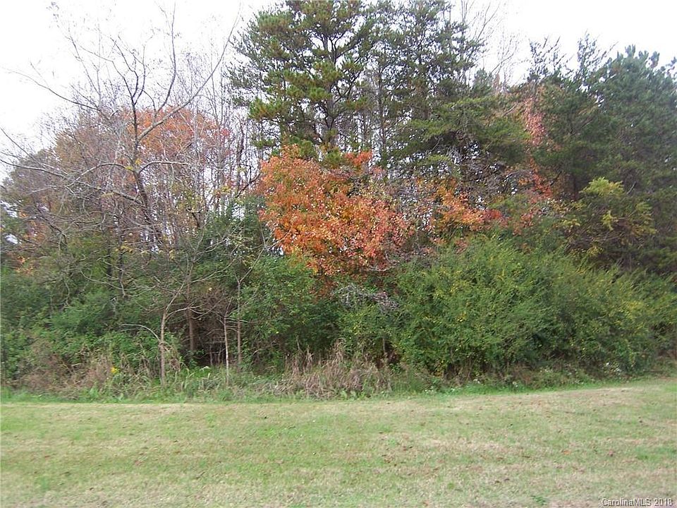 1st image of 105 Buck Haven Ct