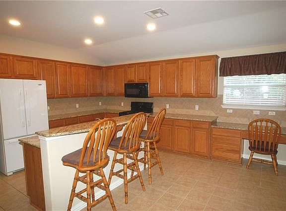 4th image of 1145 Clark Brothers Dr