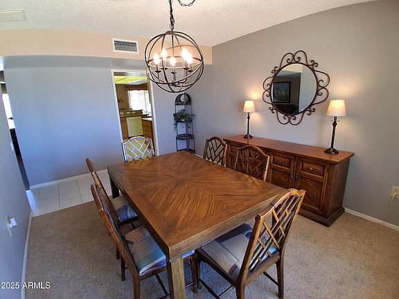 5th image of 18418 N LAUREL Drive
