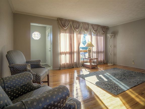 5th image of 17167 Linda St