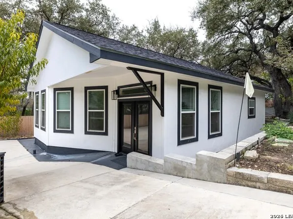 9263 Cinchona Trl, San Antonio, TX 78266