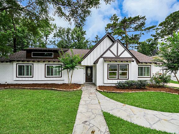 2nd image of 25511 Many Oak Dr