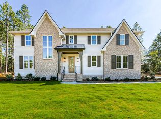 215 Sugar Sand Ln, West End, NC 27376