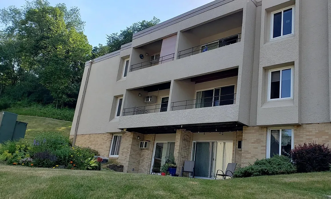 1 bed, $995 — Photo 1