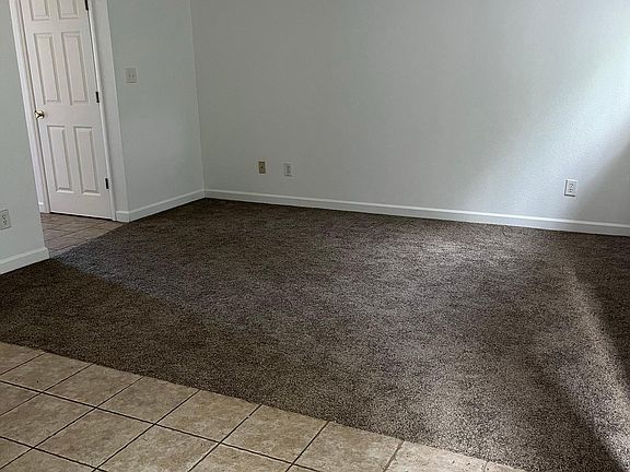 4th image of 4221 Brook Creek Ln #B