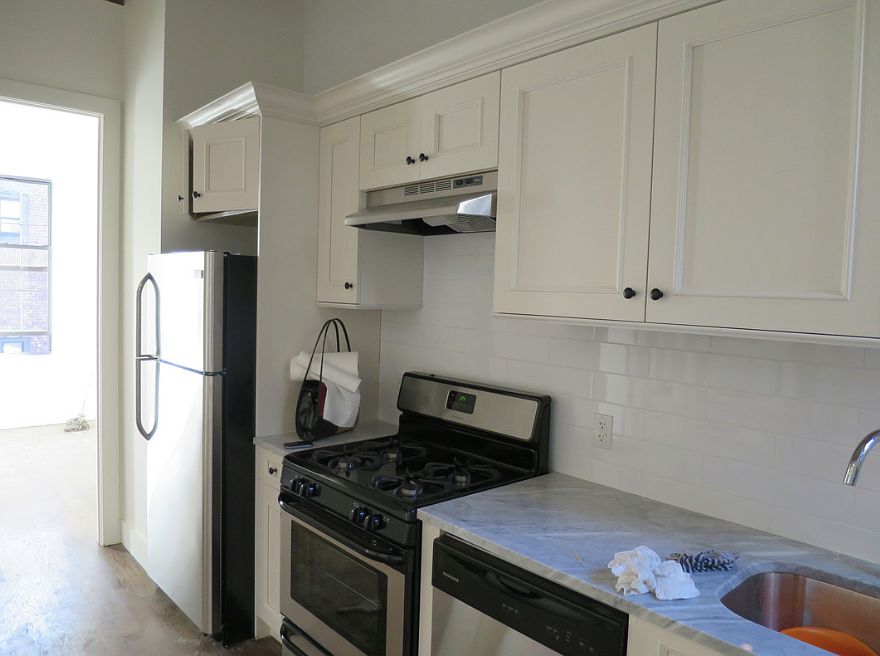 1st image of 25 Irving Ave