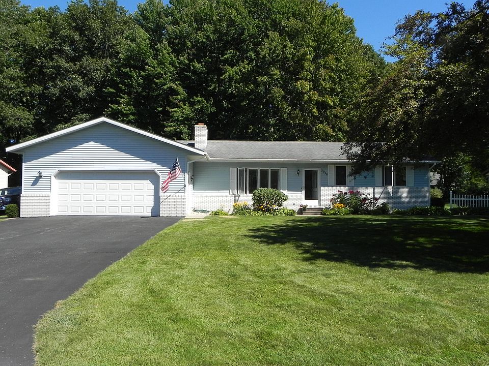 1st image of 3936 Westbrook Dr
